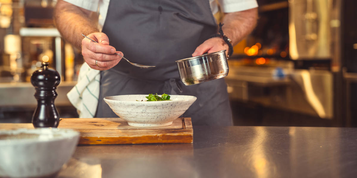Cosa fare e come attrezzarsi per aprire un bar con cucina